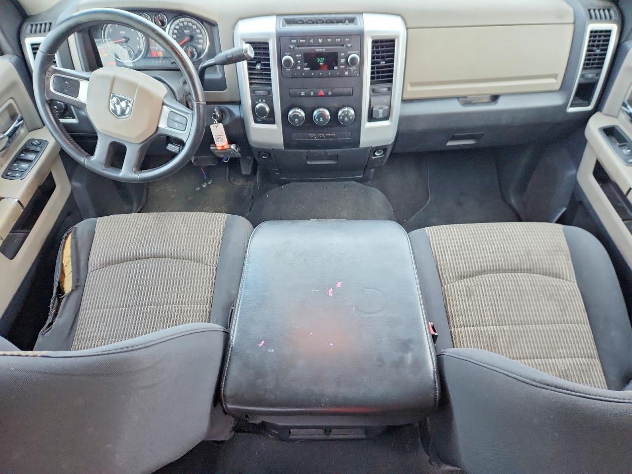 2010 DODGE RAM 1500 photo 8