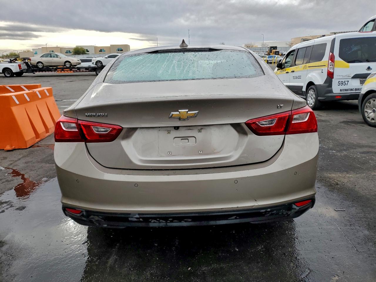 2023 CHEVROLET MALIBU LT photo 6