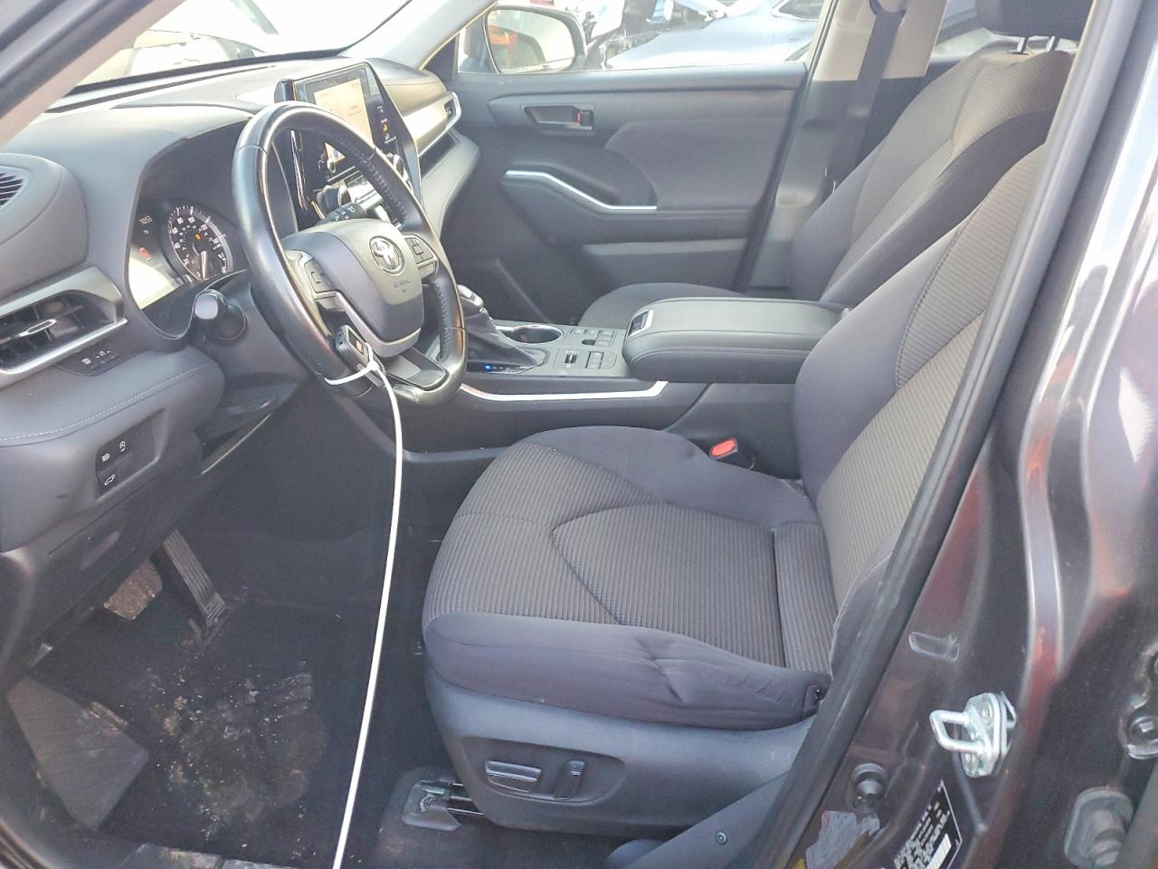 2023 TOYOTA HIGHLANDER L photo 7