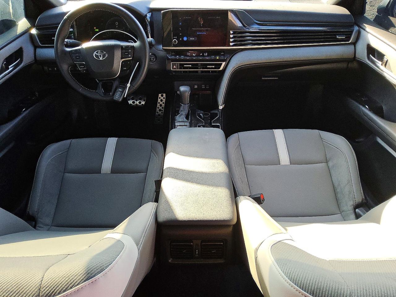 2025 TOYOTA CAMRY XSE photo 8