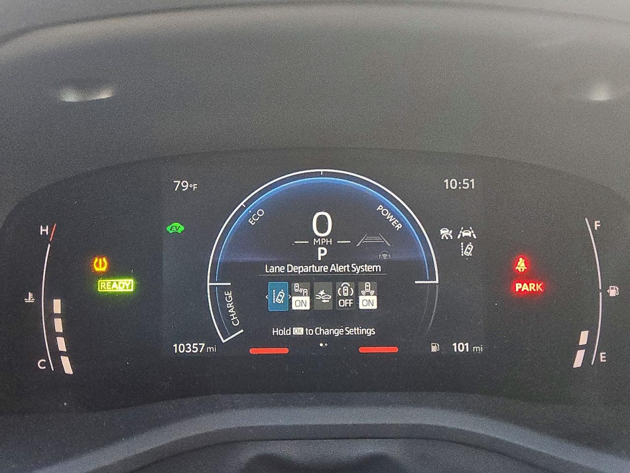 2025 TOYOTA CAMRY XSE photo 9