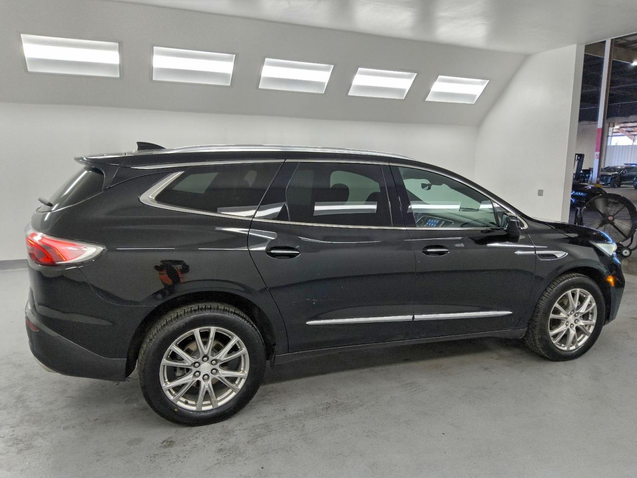 2022 BUICK ENCLAVE PREMIUM photo 3