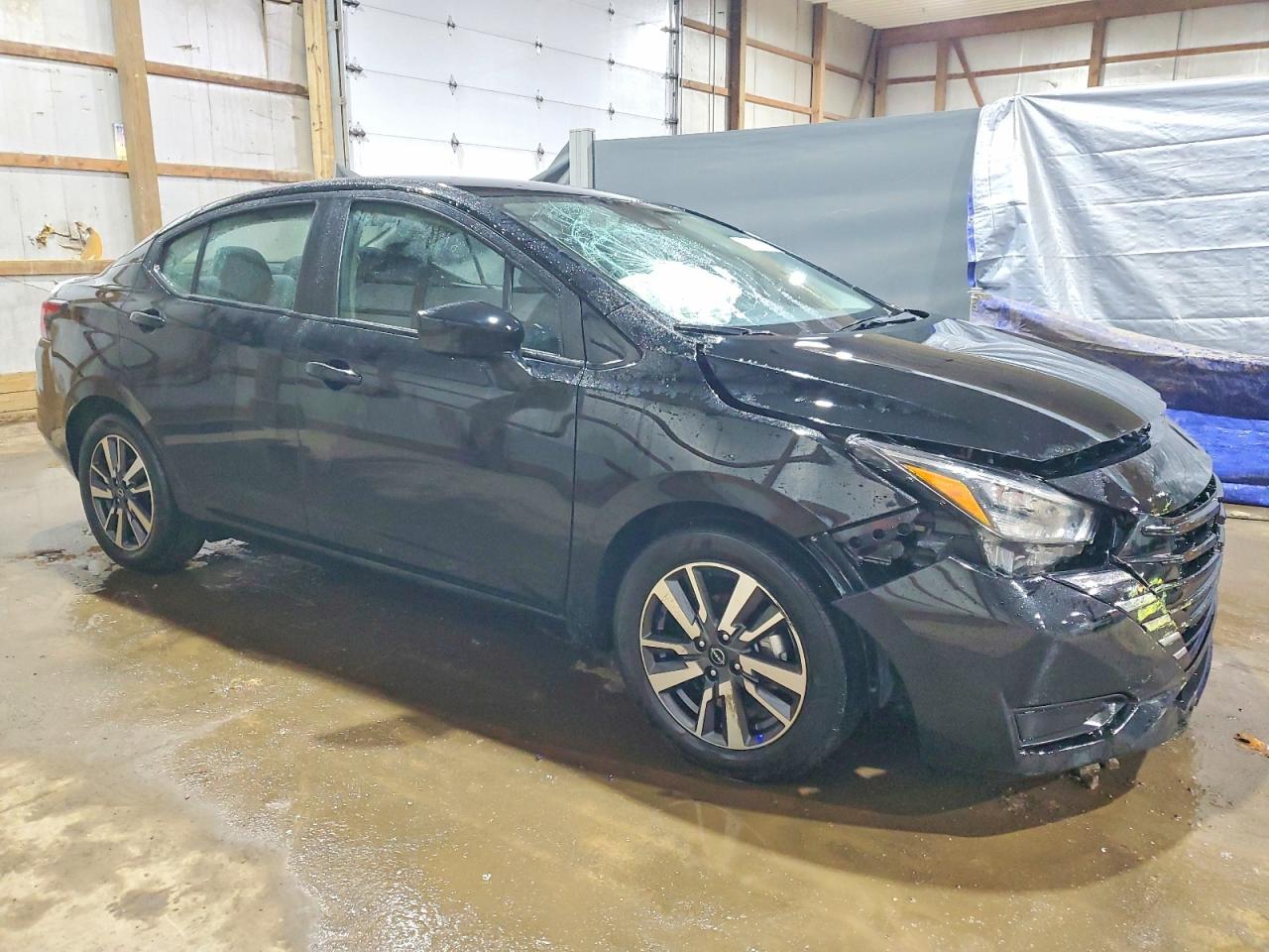2025 NISSAN VERSA SV photo 4
