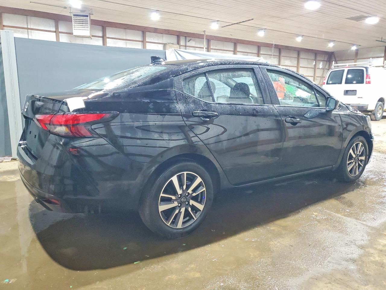 2025 NISSAN VERSA SV photo 3