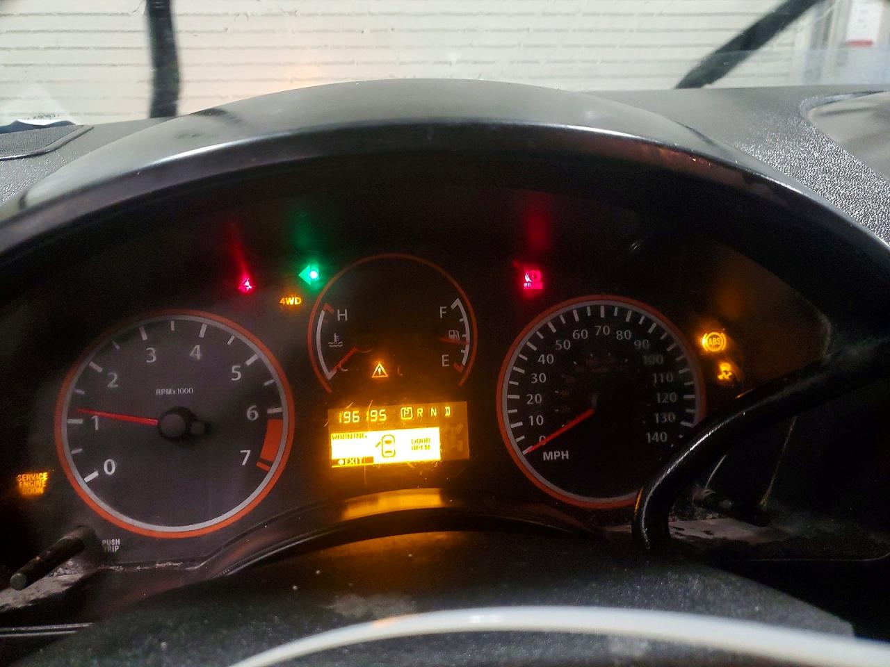 2012 NISSAN TITAN S photo 9