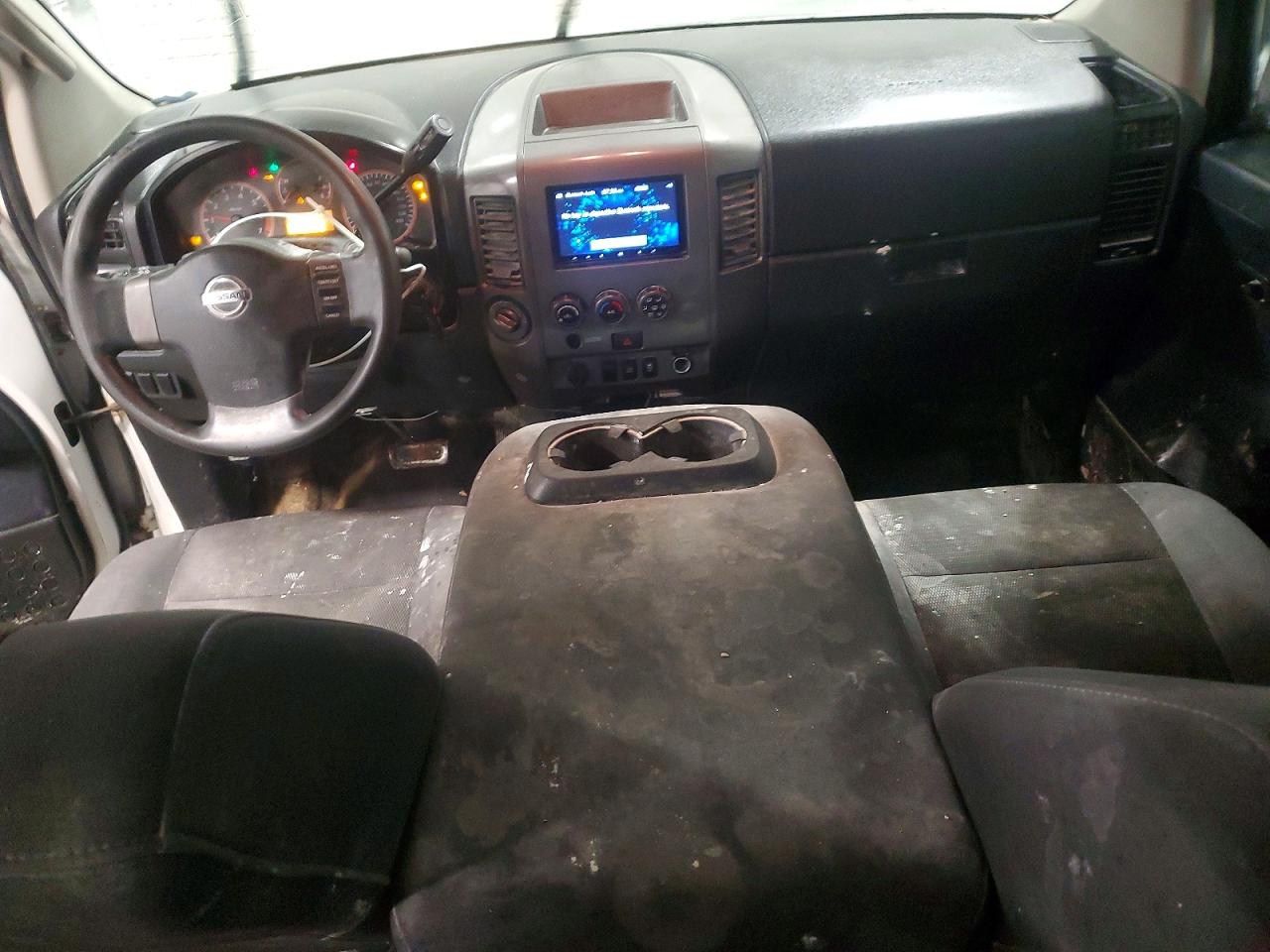 2012 NISSAN TITAN S photo 8
