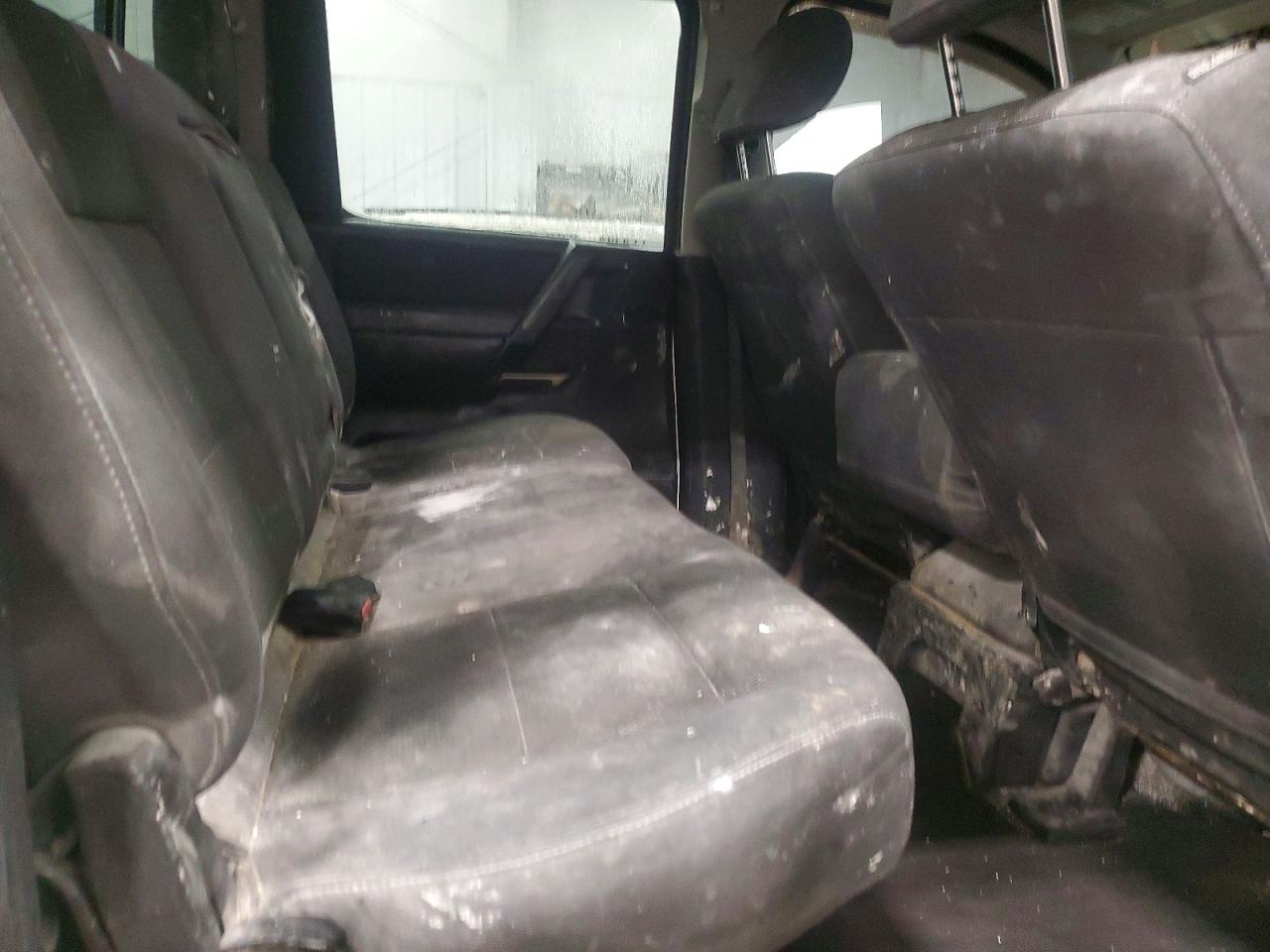 2012 NISSAN TITAN S photo 10