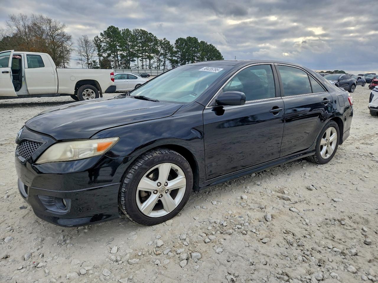 2011 TOYOTA CAMRY