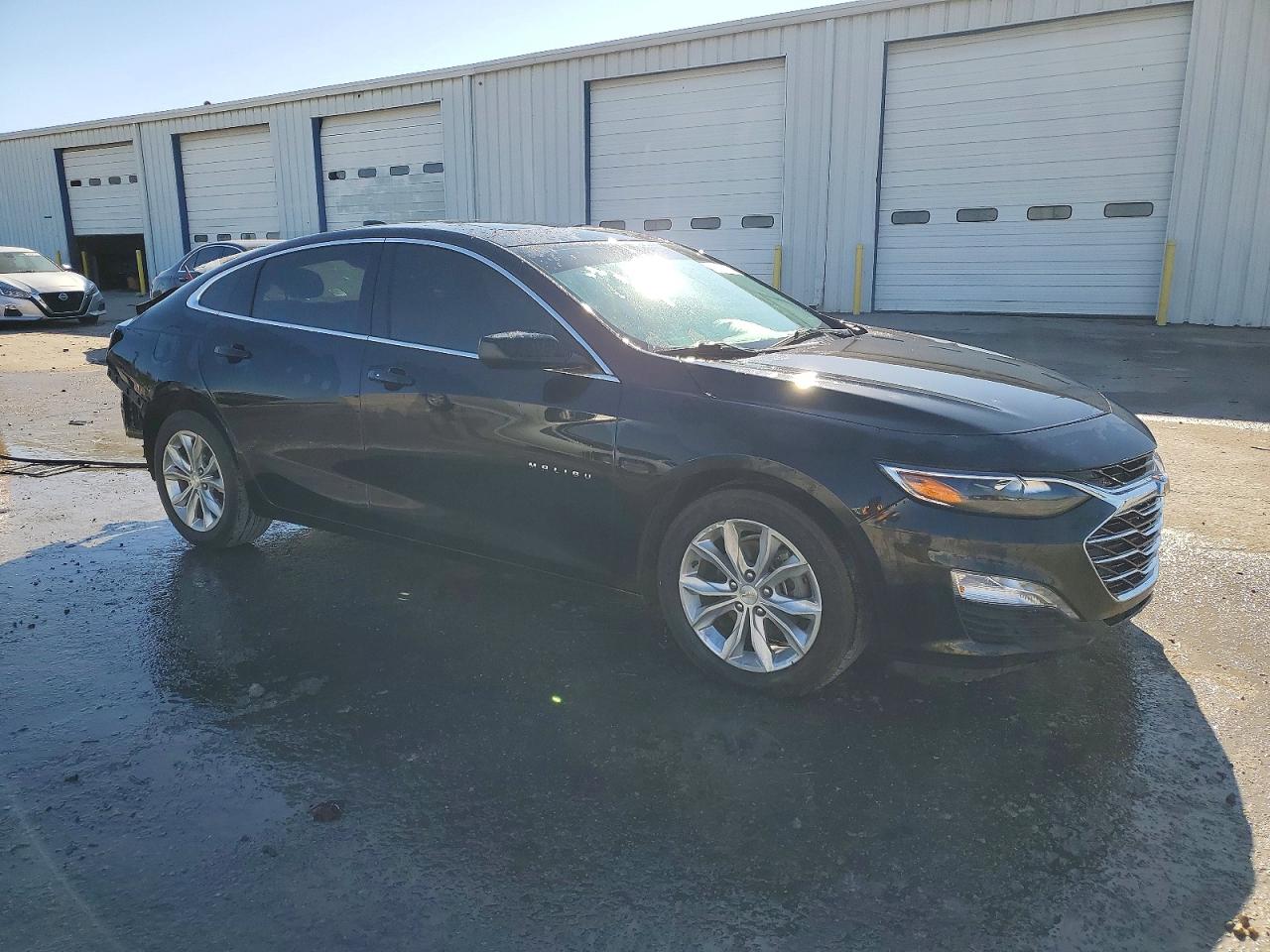2024 CHEVROLET MALIBU LT photo 4