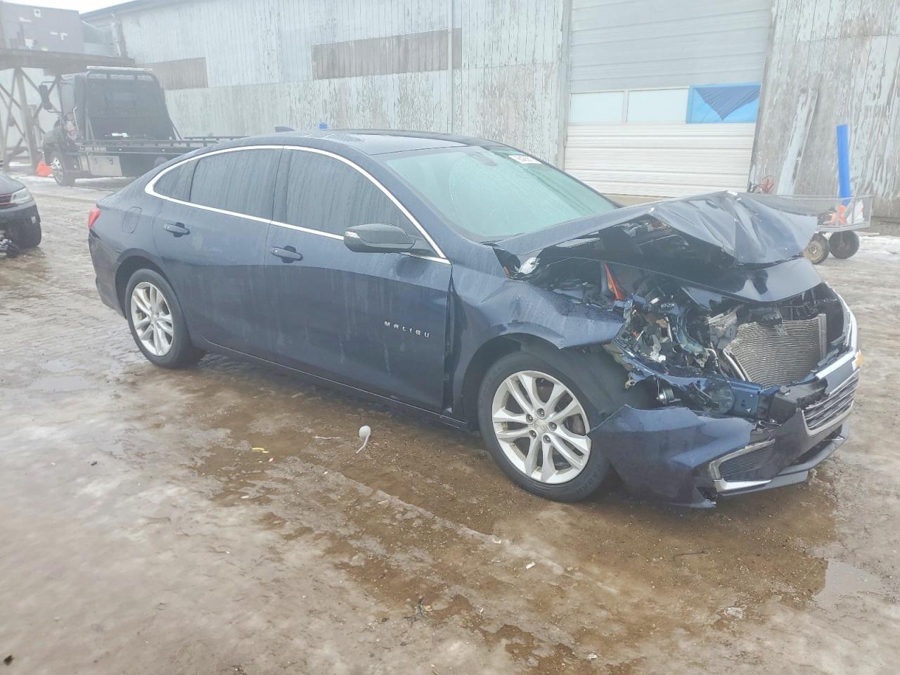 2016 CHEVROLET MALIBU LT photo 4
