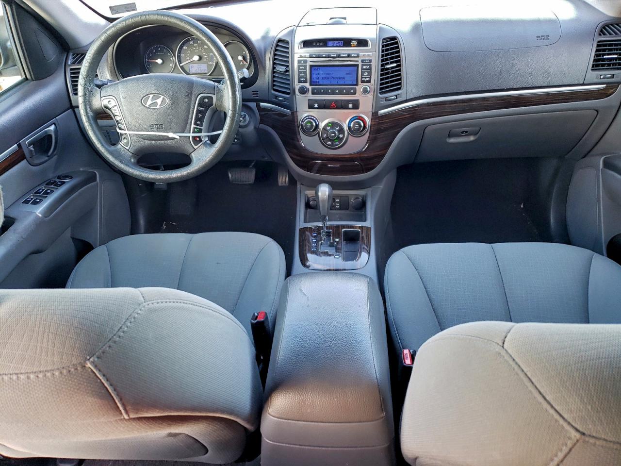 2012 HYUNDAI SANTA FE GLS photo 8