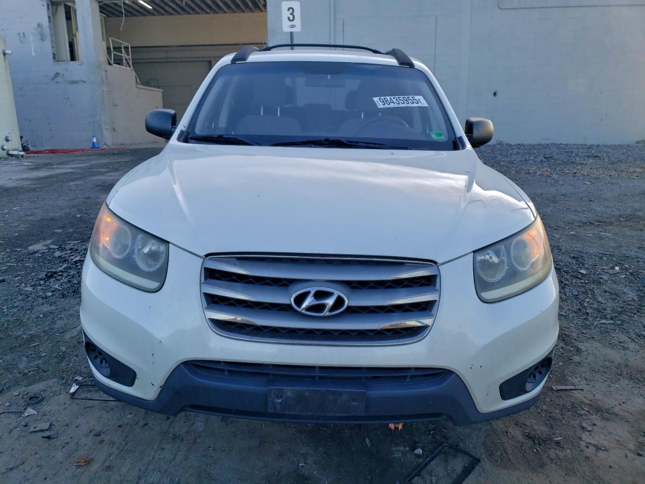 2012 HYUNDAI SANTA FE GLS photo 5