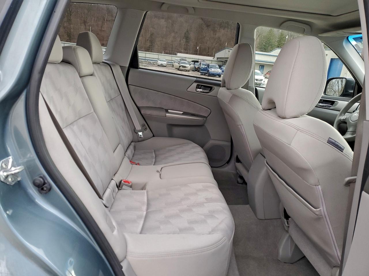 2010 SUBARU FORESTER 2.5X PREMIUM photo 11