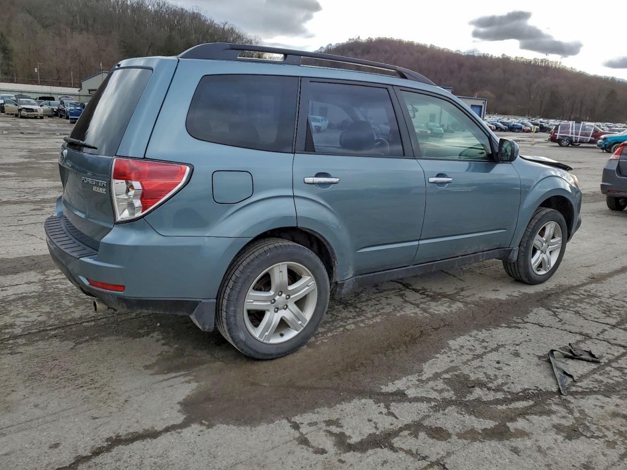 2010 SUBARU FORESTER 2.5X PREMIUM photo 3