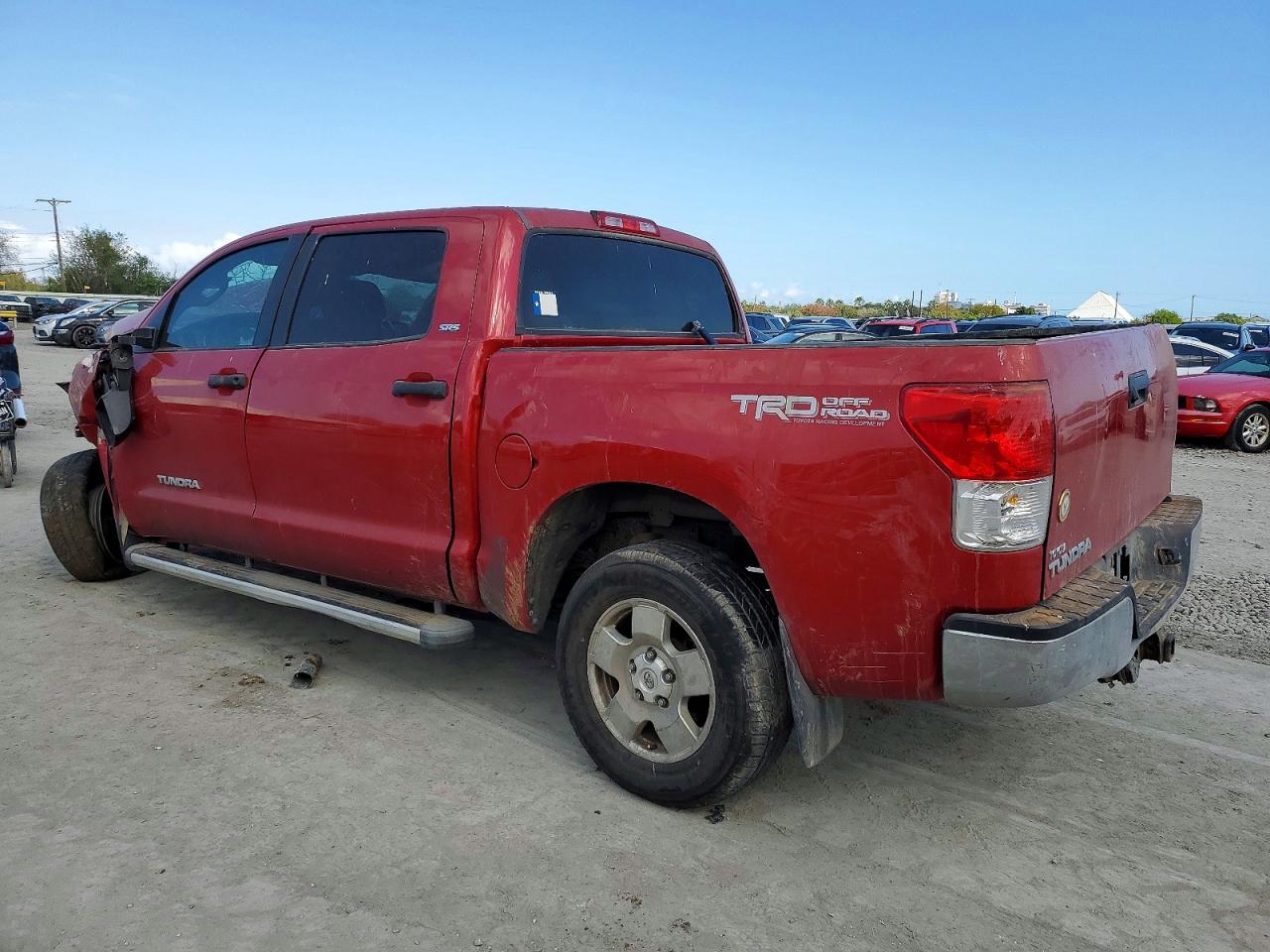 2011 TOYOTA TUNDRA CREWMAX SR5 photo 2