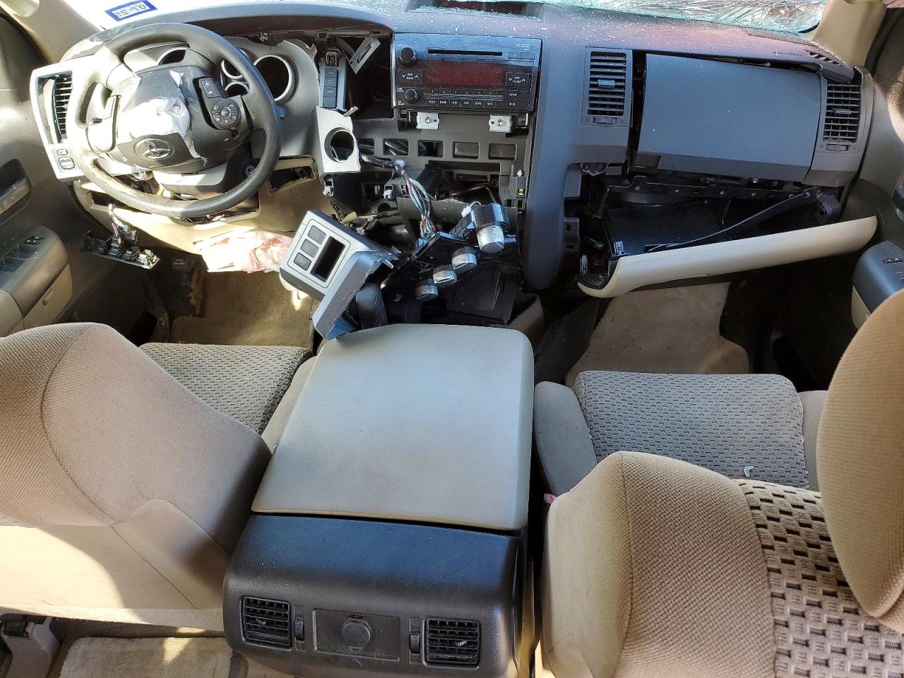 2011 TOYOTA TUNDRA CREWMAX SR5 photo 8