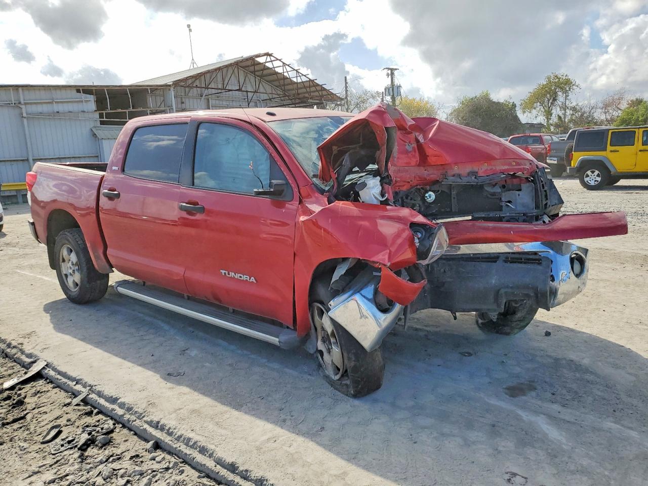 2011 TOYOTA TUNDRA CREWMAX SR5 photo 4