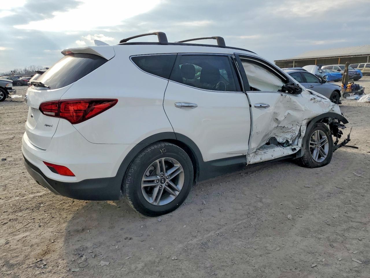 2017 HYUNDAI SANTA FE SPORT photo 3