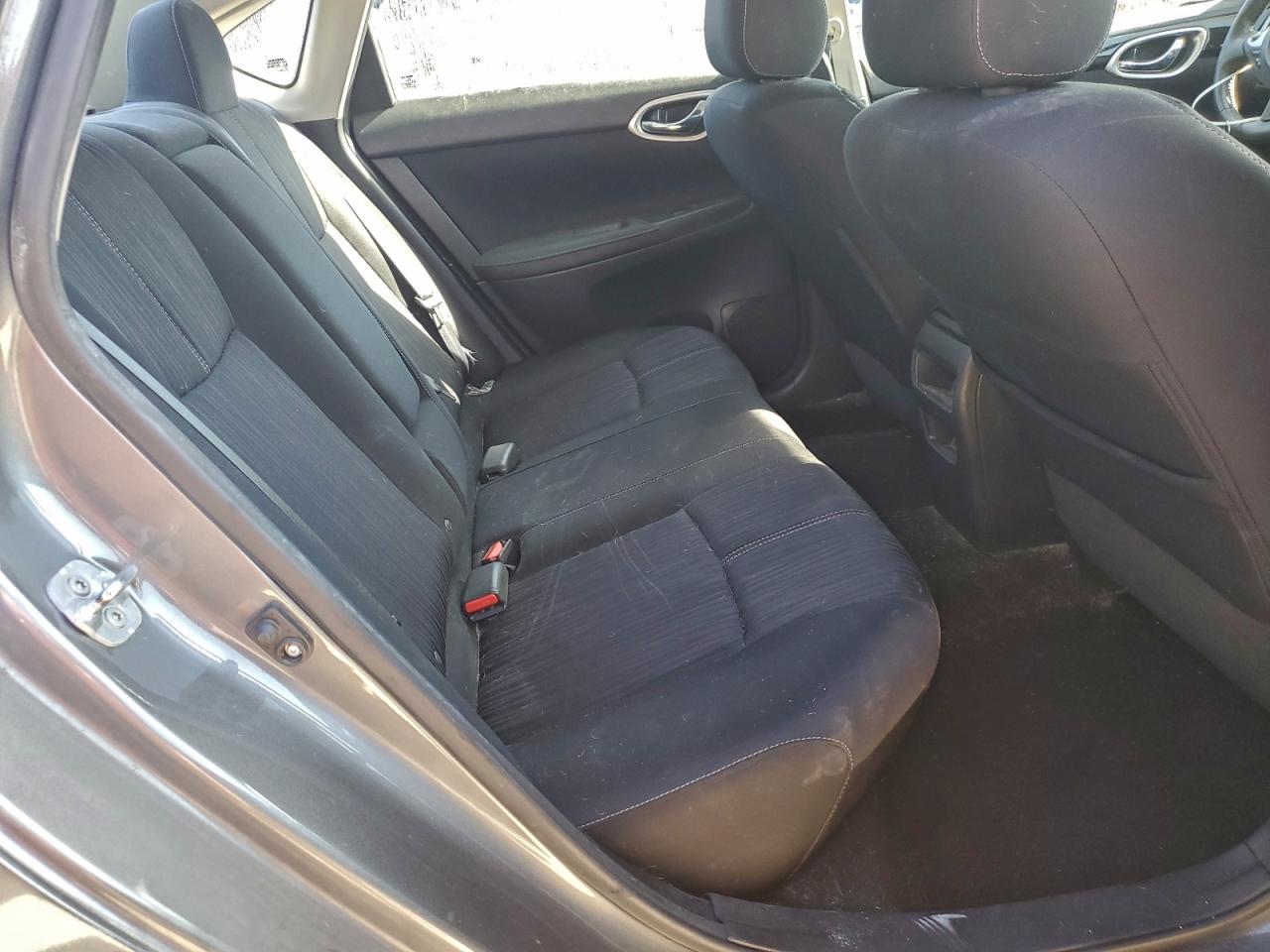 2016 NISSAN SENTRA S photo 10