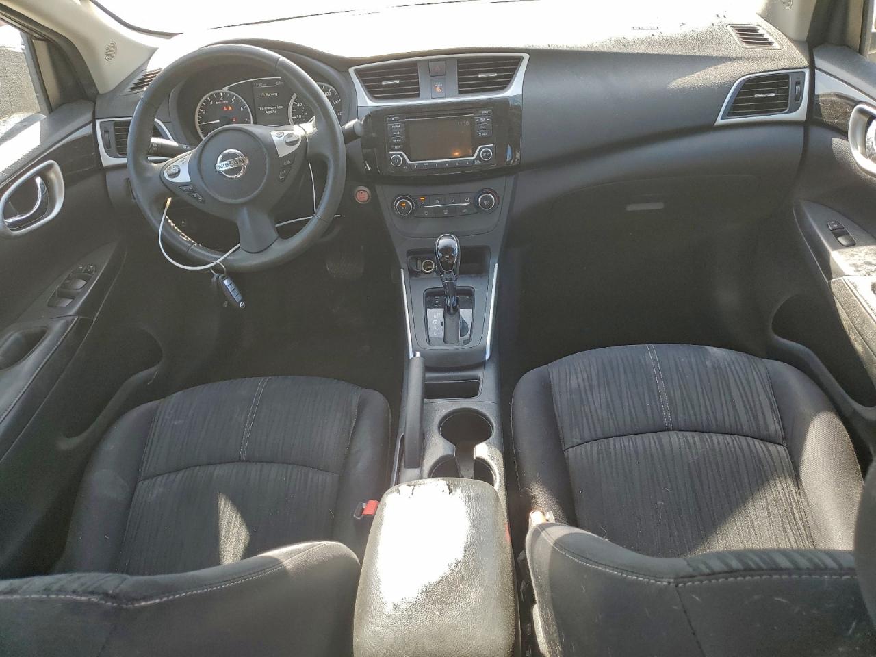 2016 NISSAN SENTRA S photo 8