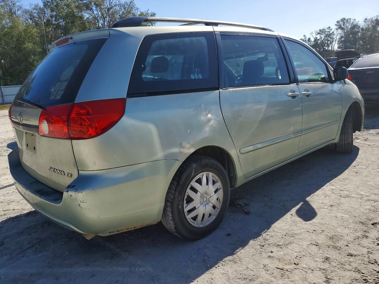 2006 TOYOTA SIENNA CE photo 5