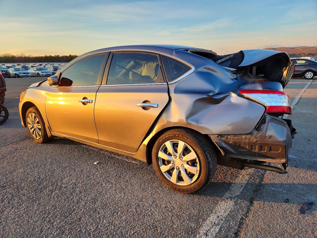 2015 NISSAN SENTRA S photo 3