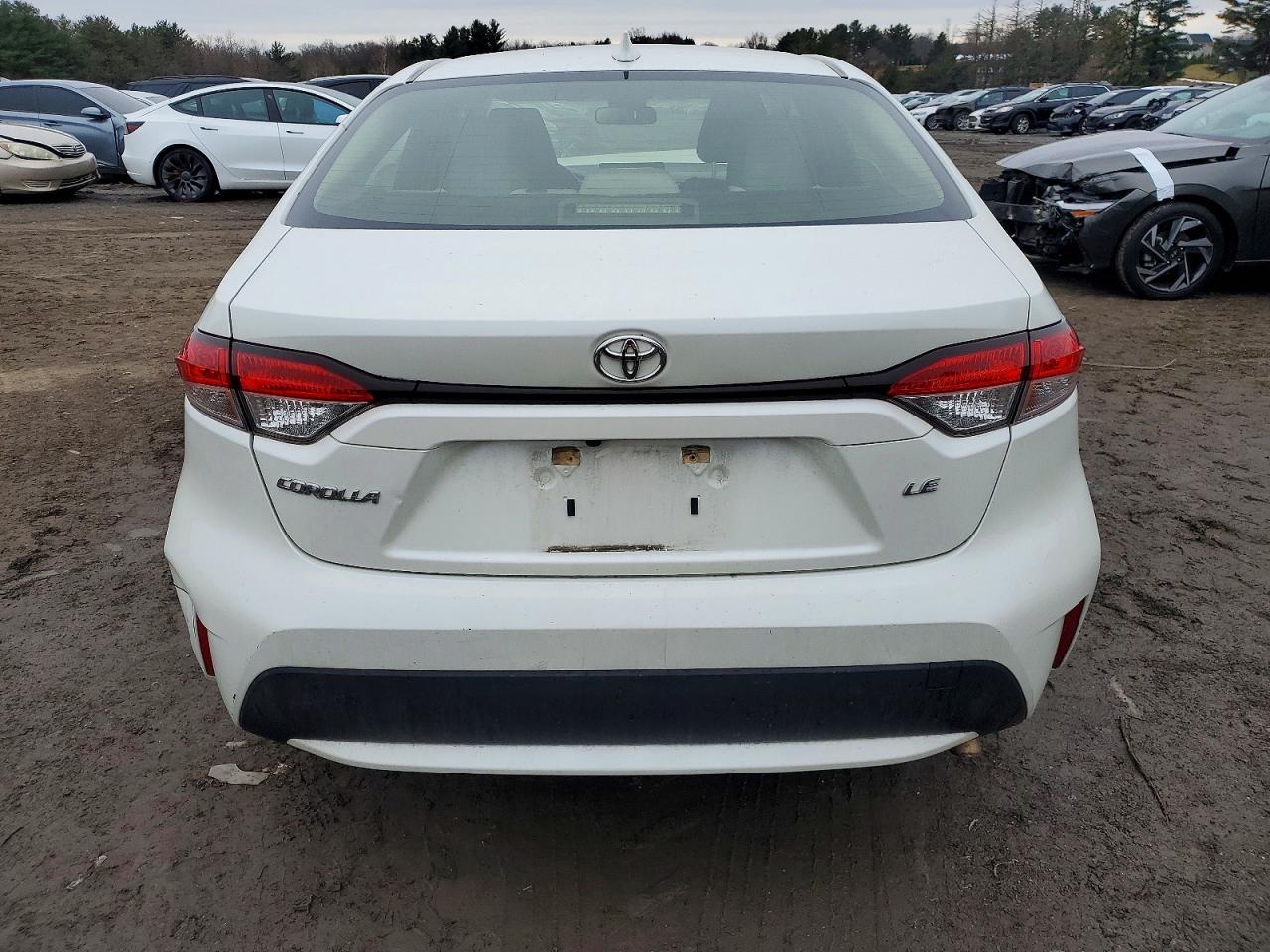 2020 TOYOTA COROLLA LE photo 6