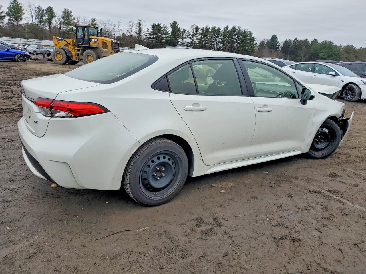 2020 TOYOTA COROLLA LE photo 3