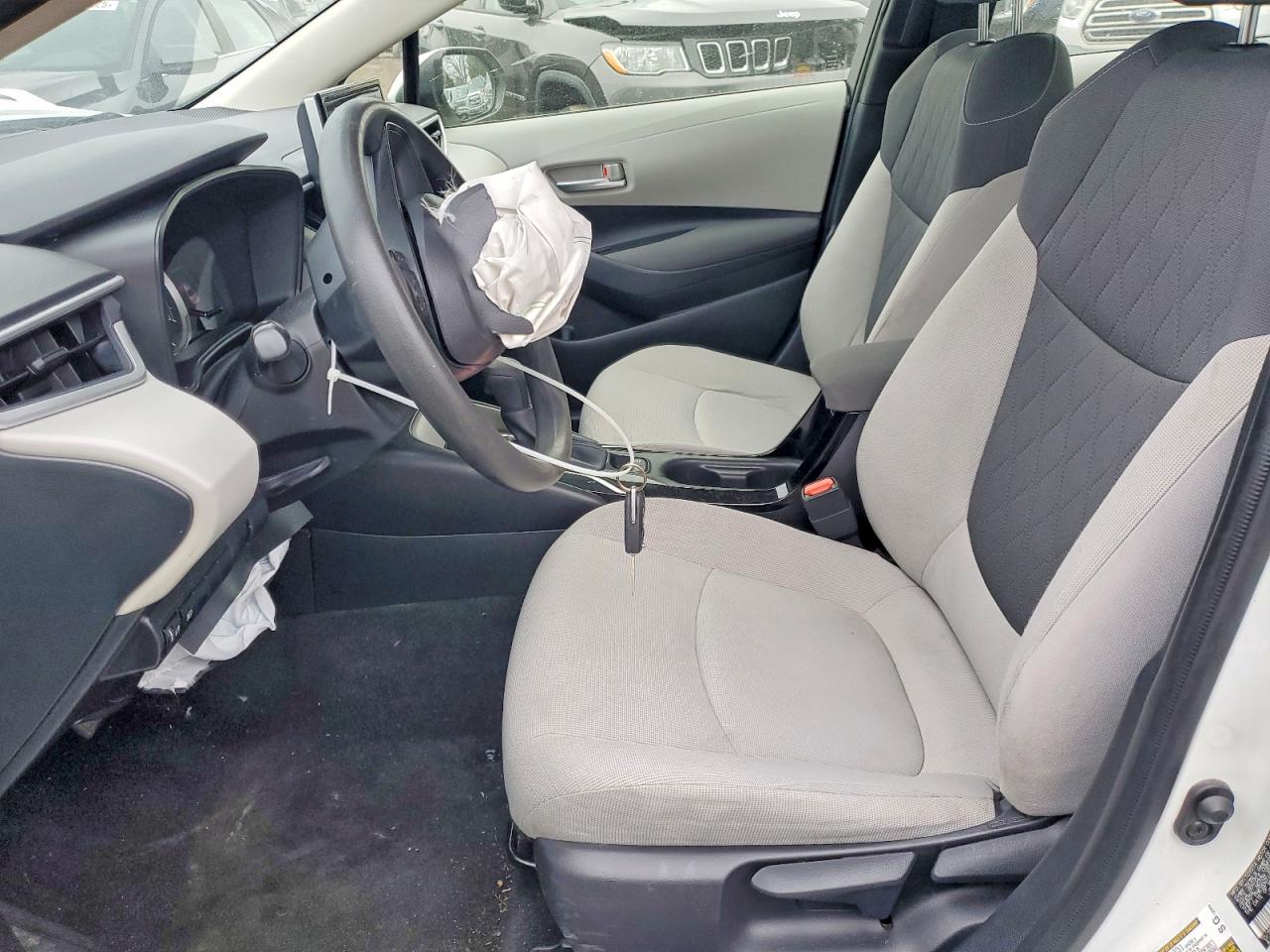 2020 TOYOTA COROLLA LE photo 7