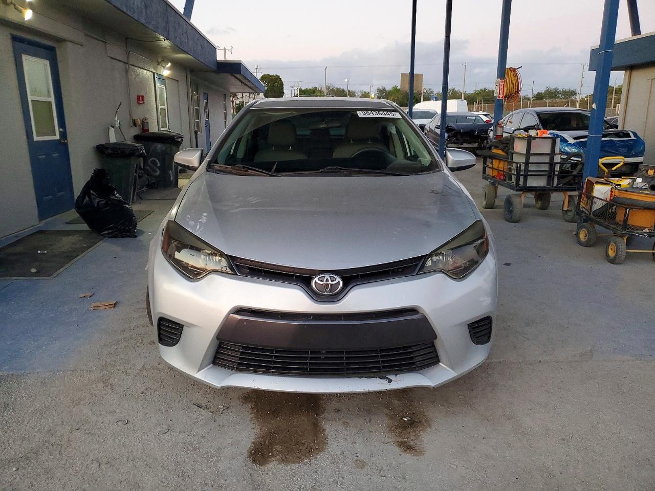 2015 TOYOTA COROLLA L photo 13