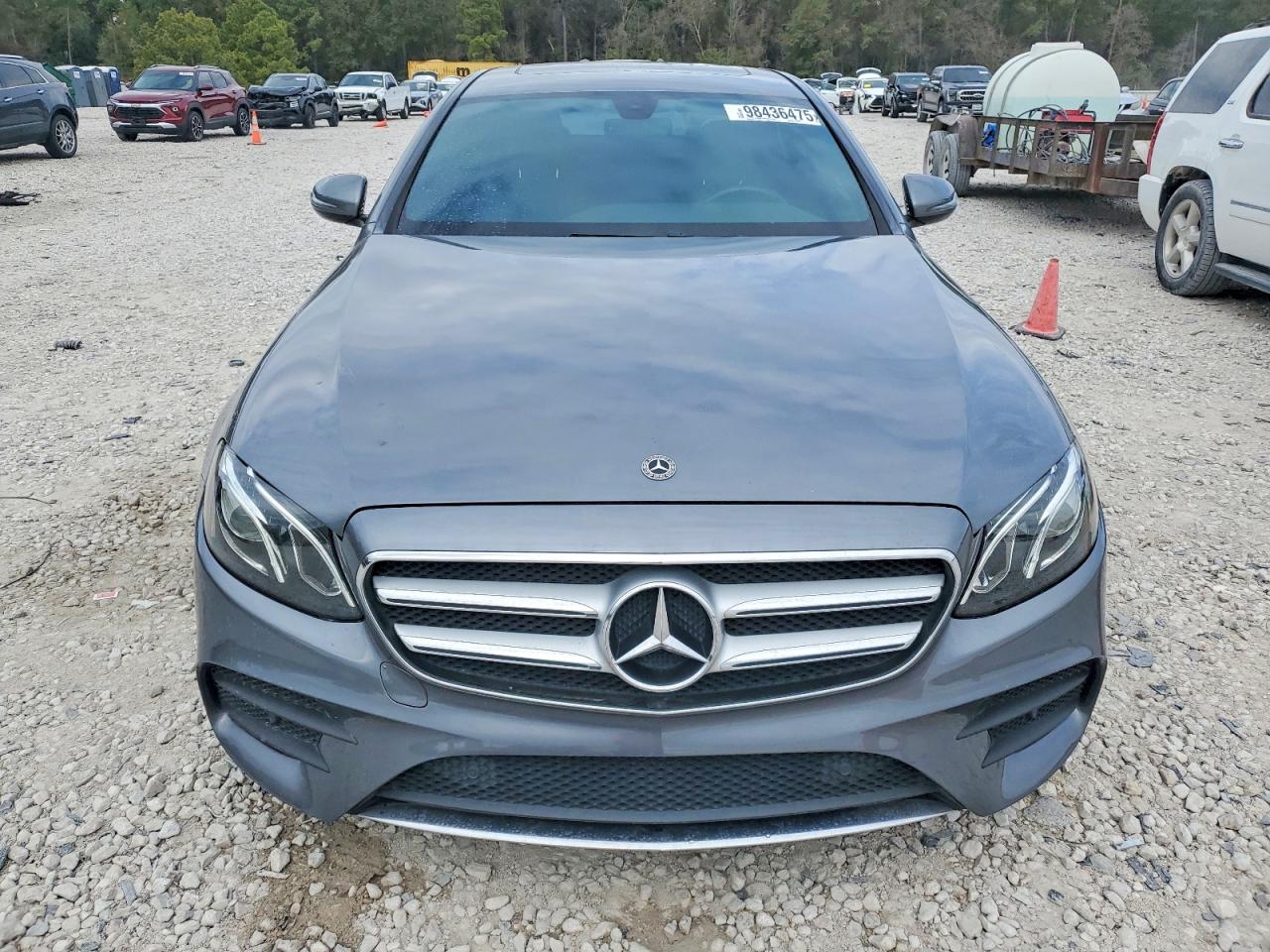 2018 MERCEDES-BENZ E 300 photo 5