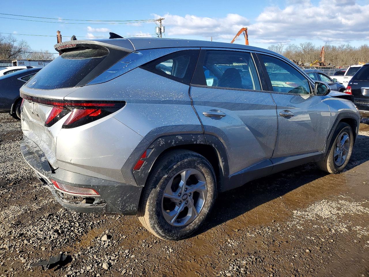 2022 HYUNDAI TUCSON SE photo 3