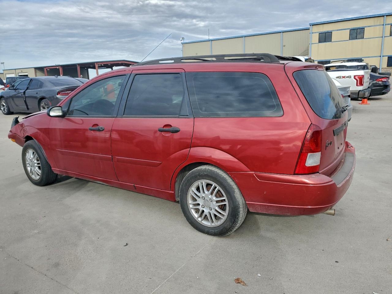 2003 FORD FOCUS SE photo 2