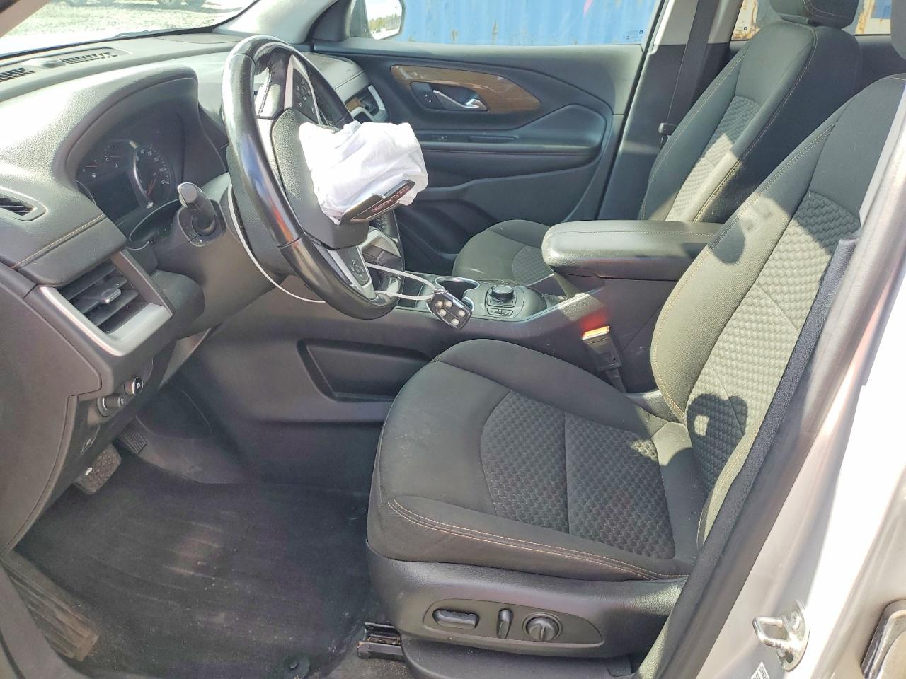 2018 GMC TERRAIN SLE photo 7