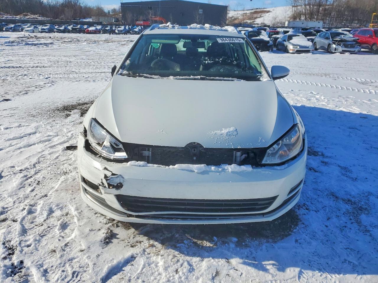 2015 VOLKSWAGEN GOLF SPORTWAGEN TDI S photo 5
