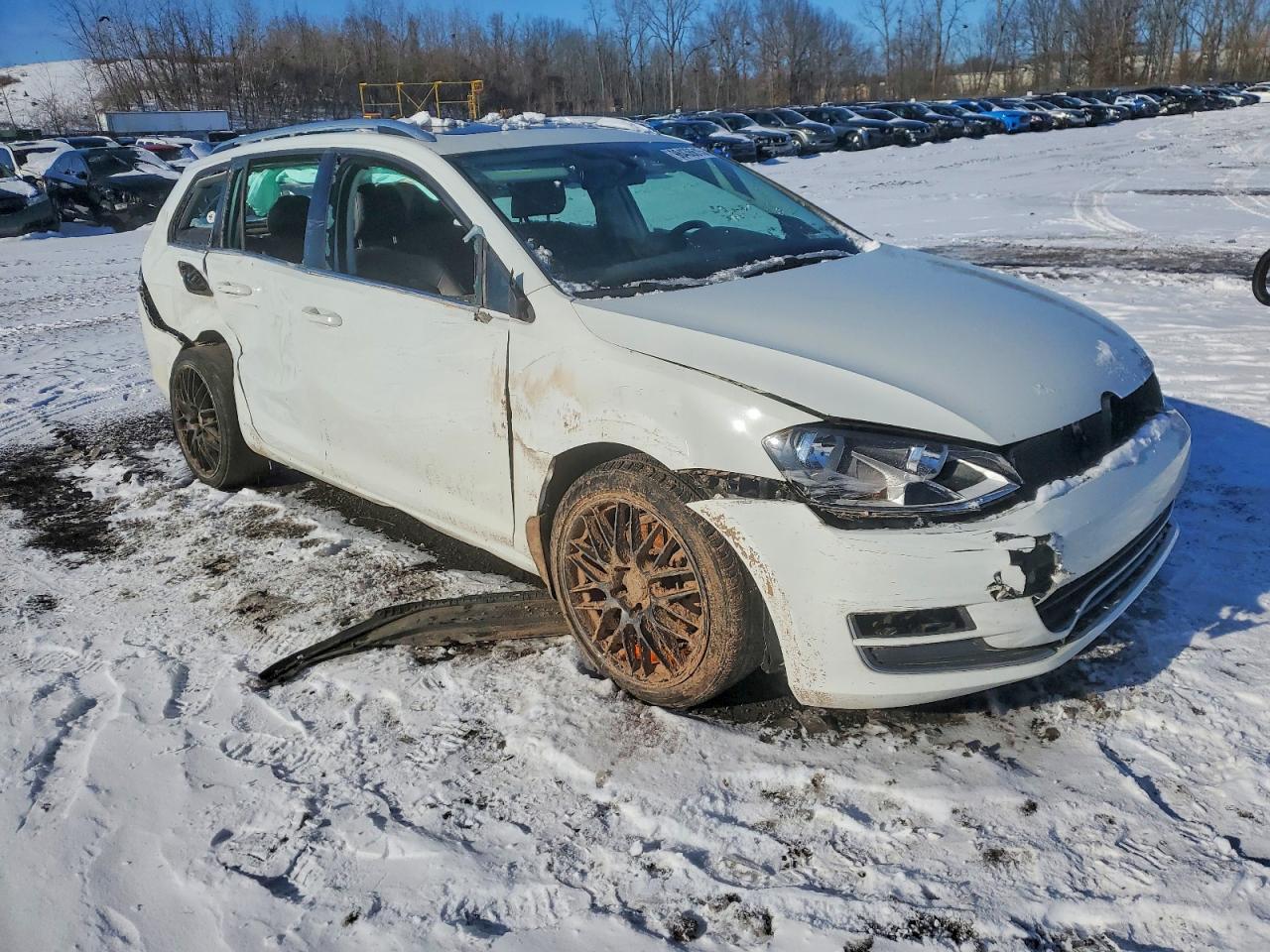 2015 VOLKSWAGEN GOLF SPORTWAGEN TDI S photo 4