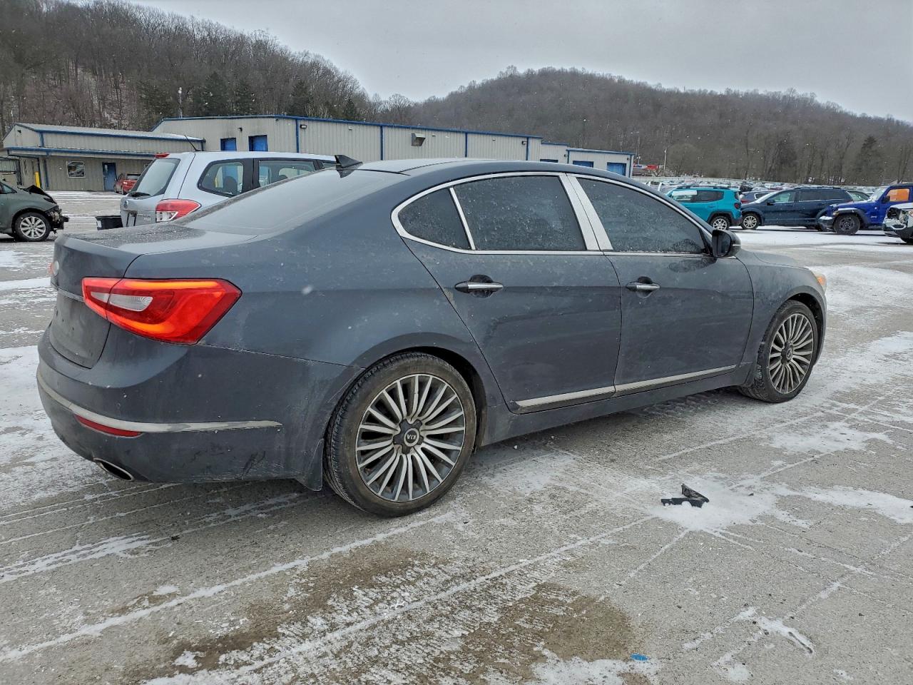 2014 KIA CADENZA PREMIUM photo 3