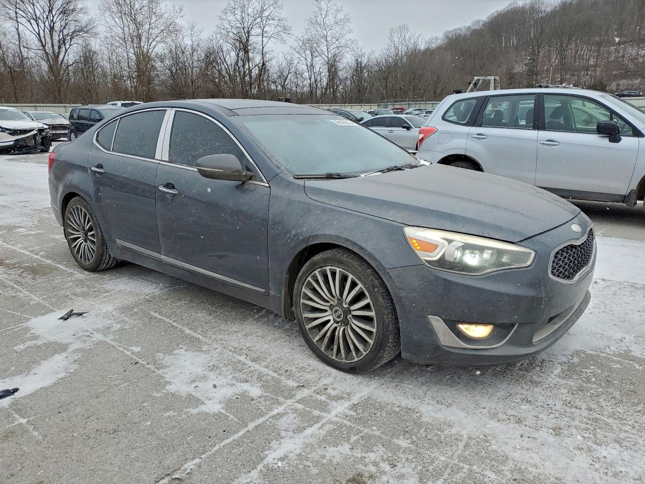 2014 KIA CADENZA PREMIUM photo 4