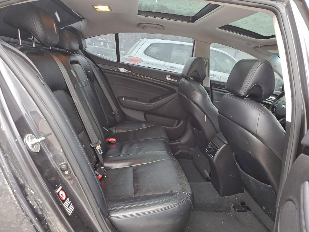 2014 KIA CADENZA PREMIUM photo 10