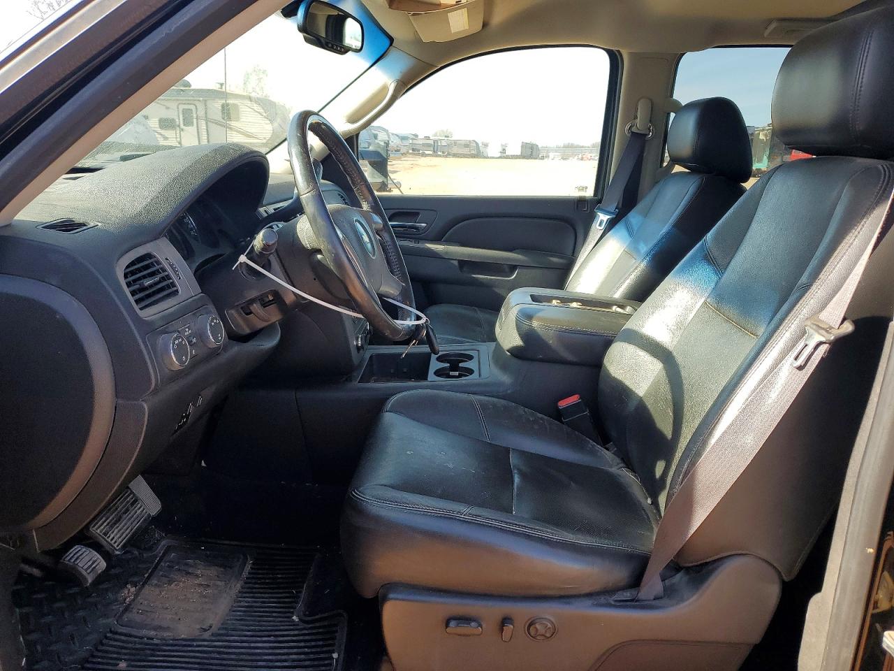 2014 CHEVROLET SILVERADO K3500 LTZ photo 7