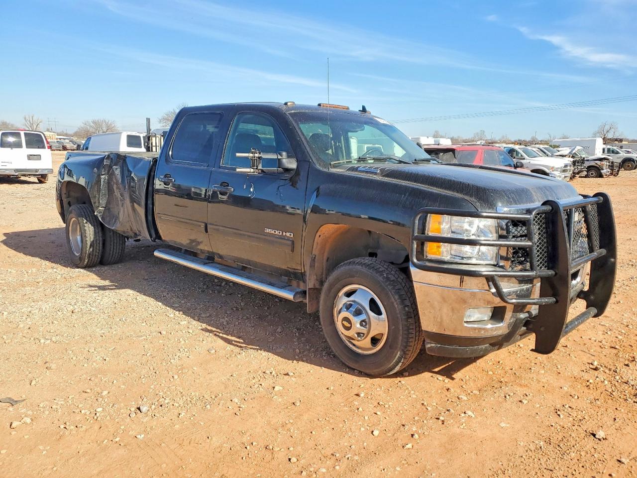 2014 CHEVROLET SILVERADO K3500 LTZ photo 4