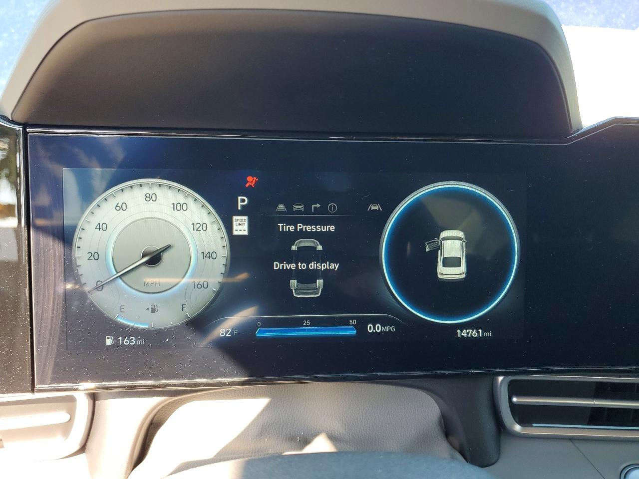 2024 HYUNDAI ELANTRA SEL photo 9