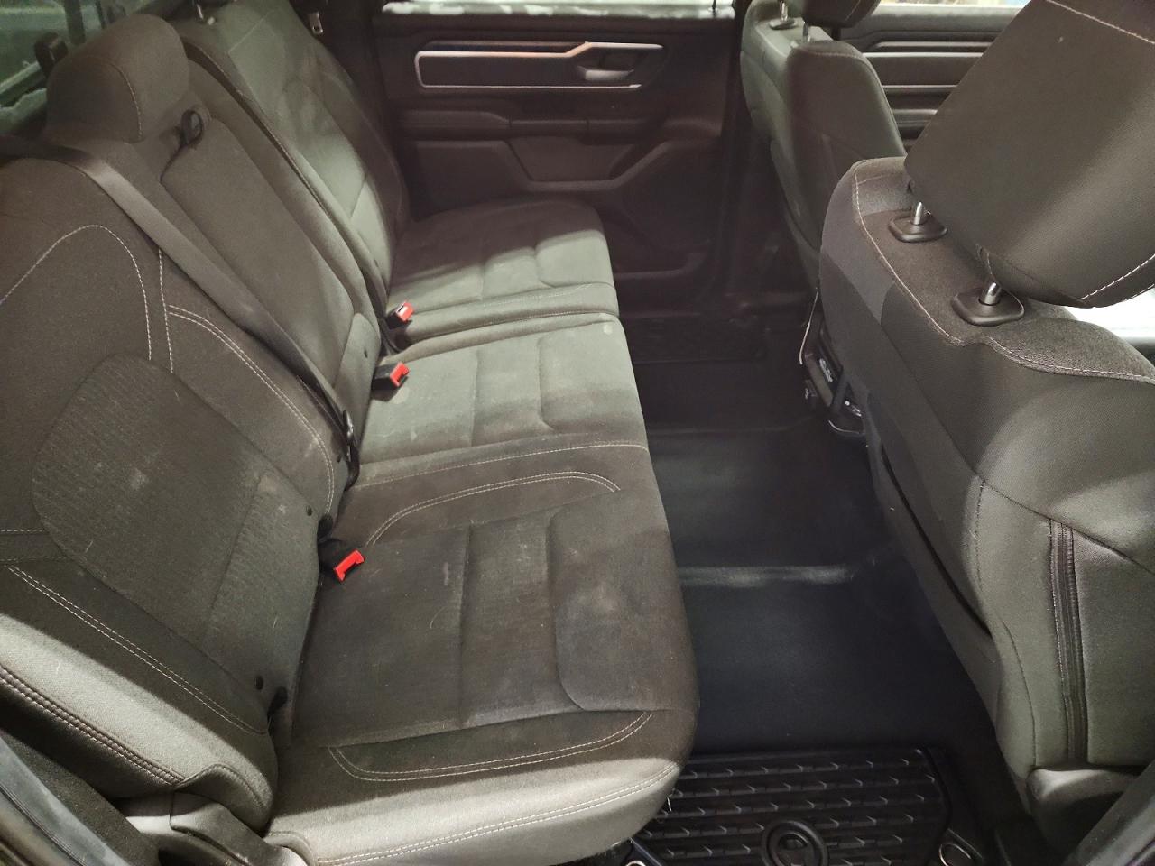 2019 RAM 1500 photo 10