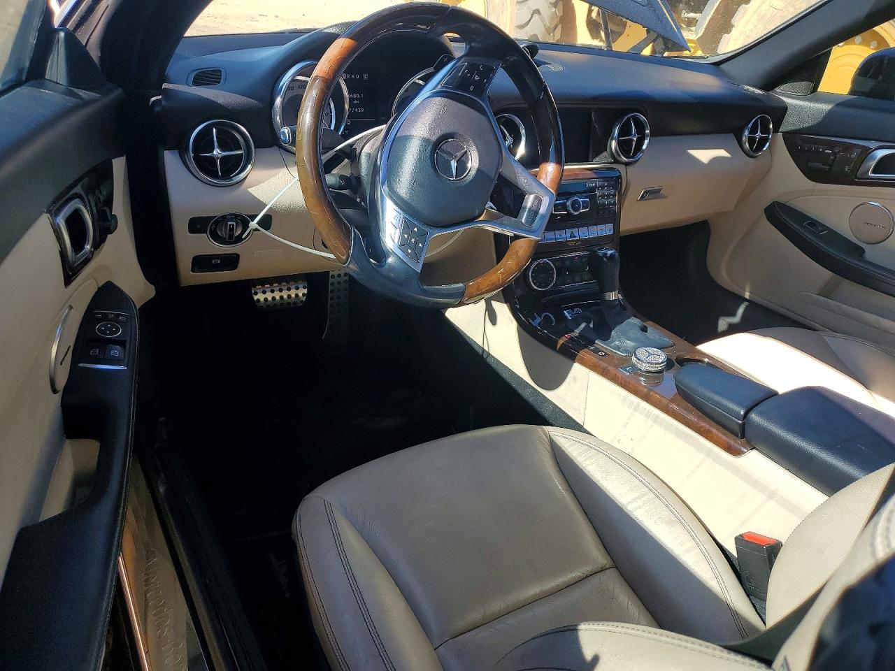 2013 MERCEDES-BENZ SLK 350 photo 22