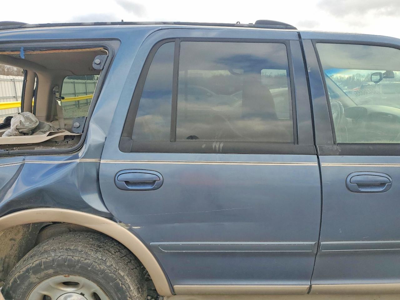 2001 FORD EXPEDITION EDDIE BAUER photo 11