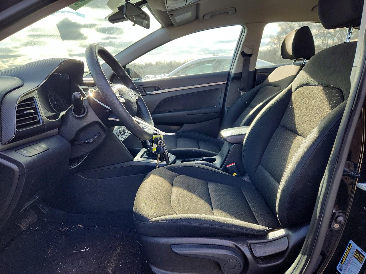 2020 HYUNDAI ELANTRA SE photo 7