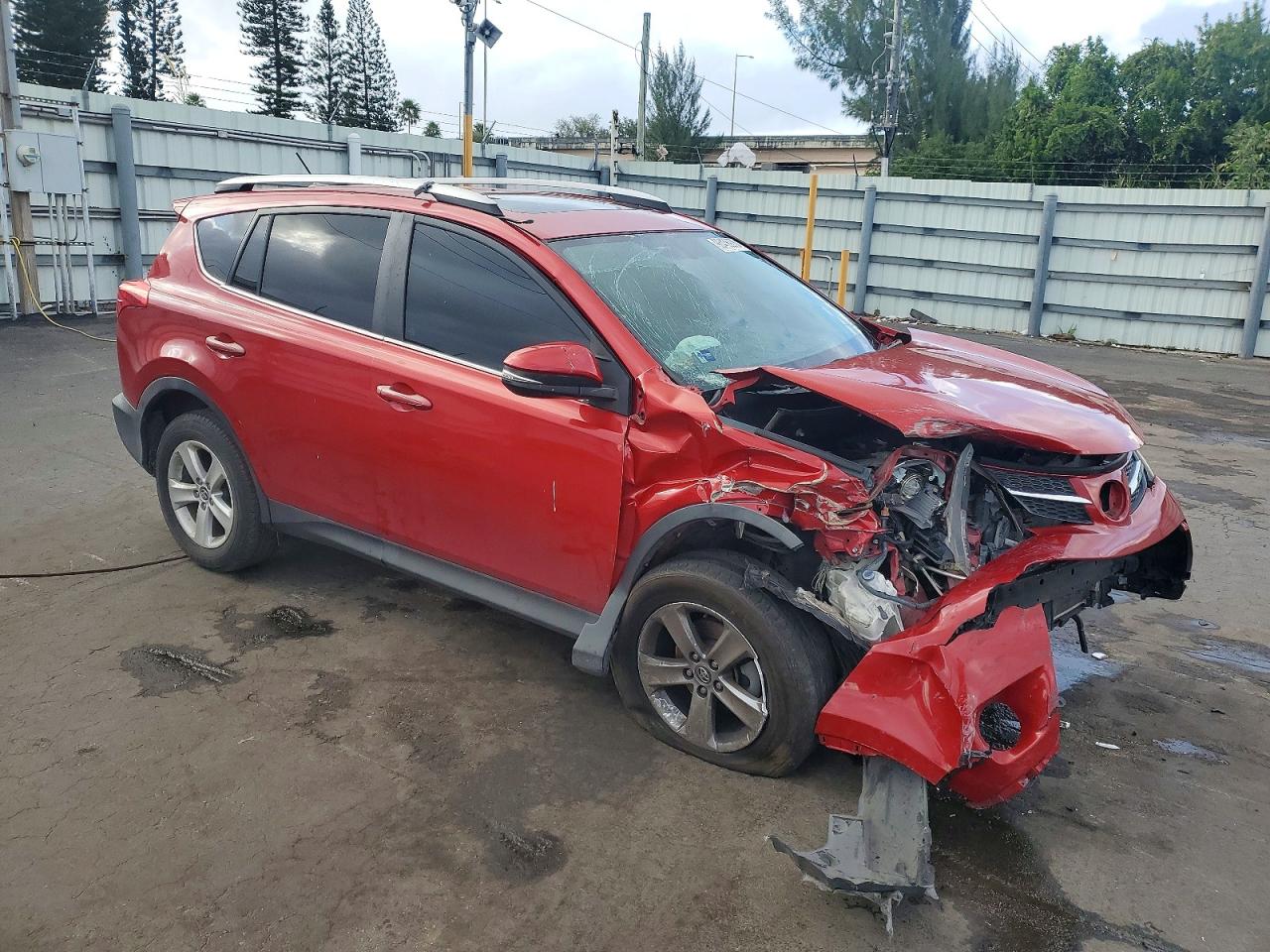 2015 TOYOTA RAV4 XLE photo 7