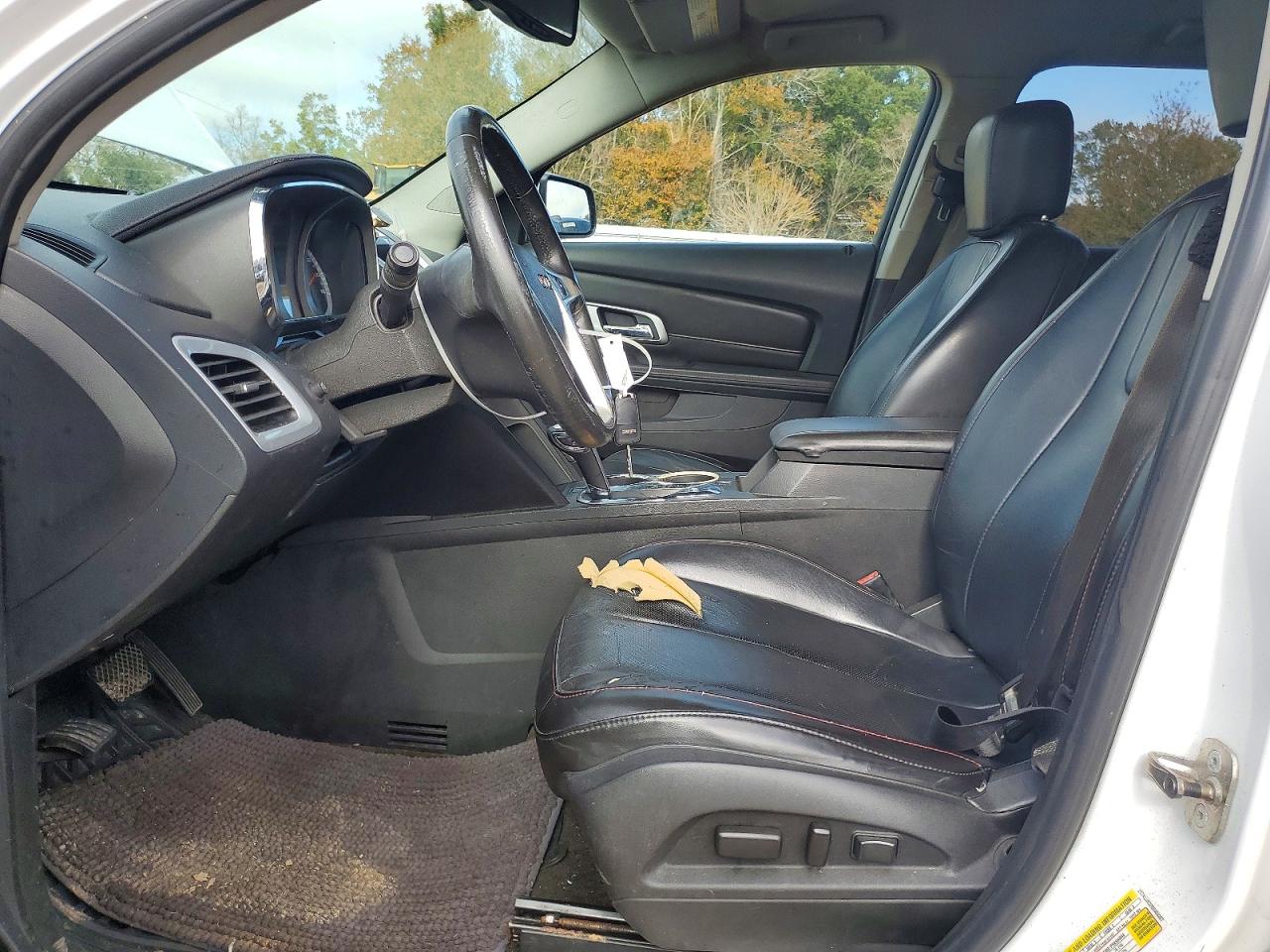 2011 GMC TERRAIN SLT photo 7