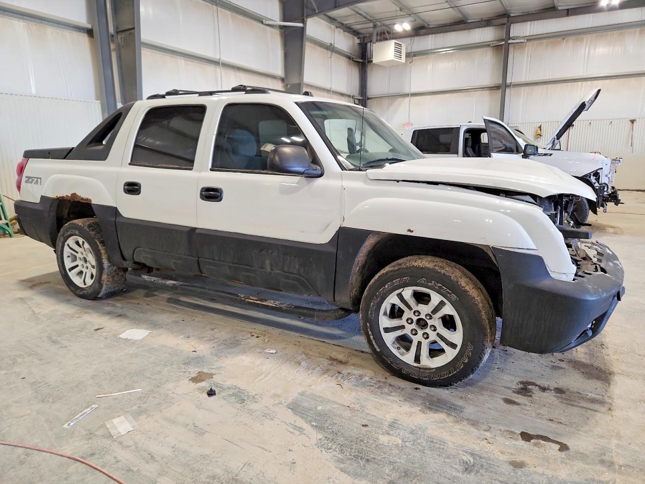 2005 CHEVROLET AVALANCHE K1500 photo 4