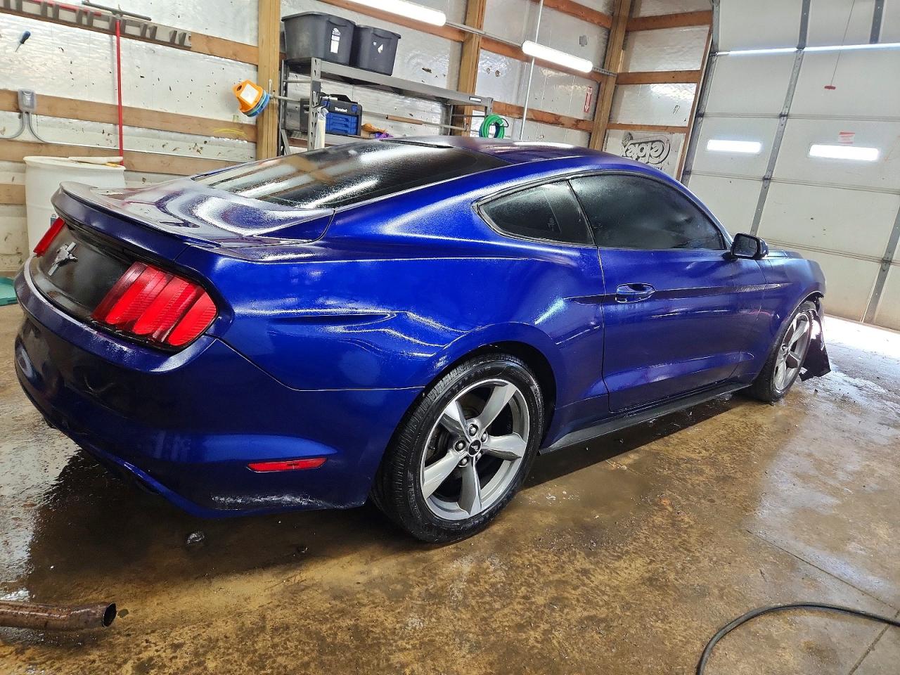2016 FORD MUSTANG photo 7